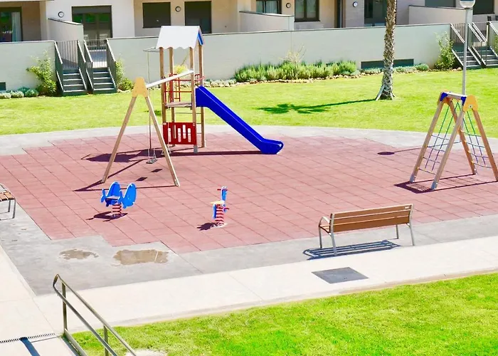 Playa Alamos, Descanso Y Ocio En Torremolinos